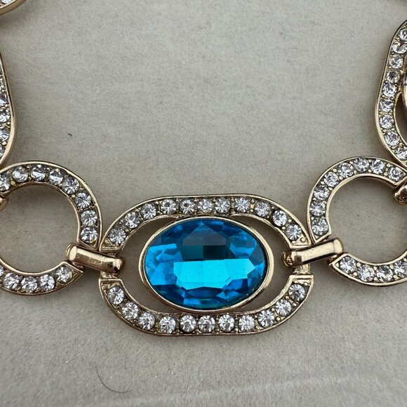Gold-Tone Crystal Bracelet With Blue Glass Stones & Linked Oval Design By Isis C - Picture 3 of 7